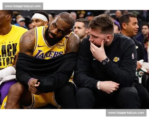 安吉首笔亏本交易曝光！湖人意外捡漏，美媒：紫金军团赚翻了