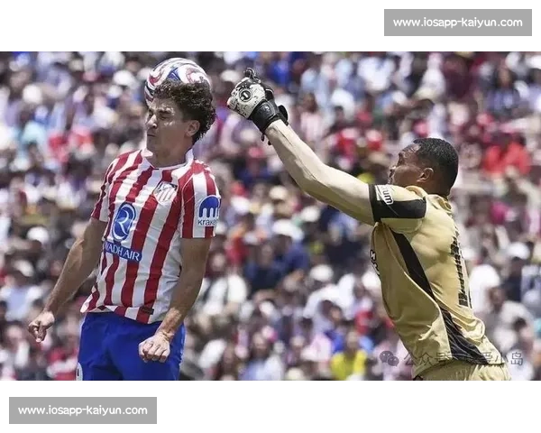 点球争议 + 替补席染红！博卡 2-0 领先遭逆转，球员怒斥裁判