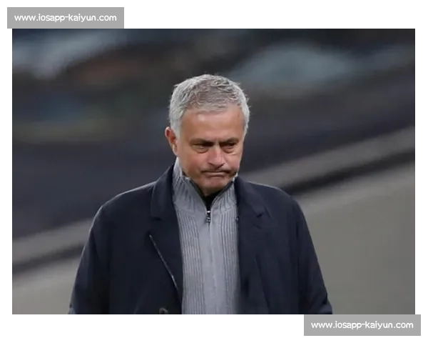 狼队费内巴切竞逐古埃桑德，穆里尼奥 2500 万欧报价遭拒